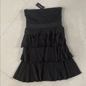 Women’s strapless express dress